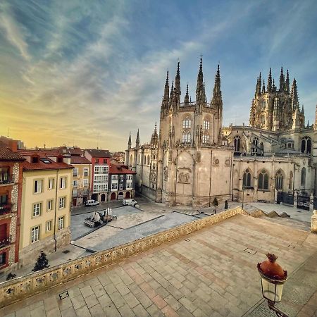 Una Mirada A La Catedral-Apartamentos Burgos Catedral Exterior photo